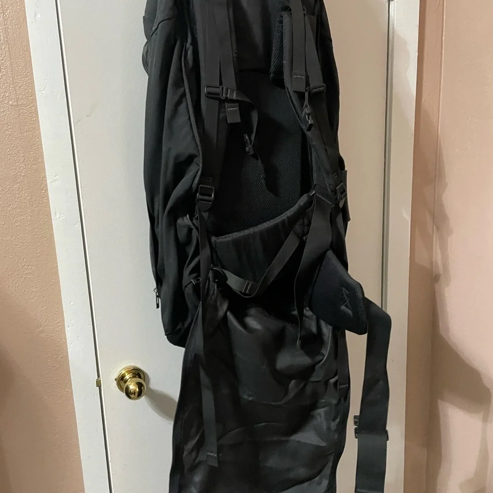 Patagonia hiking backpack - Picture 15 of 16